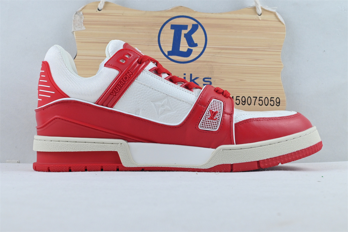 L0vis Vvtt0n Trainer Red White