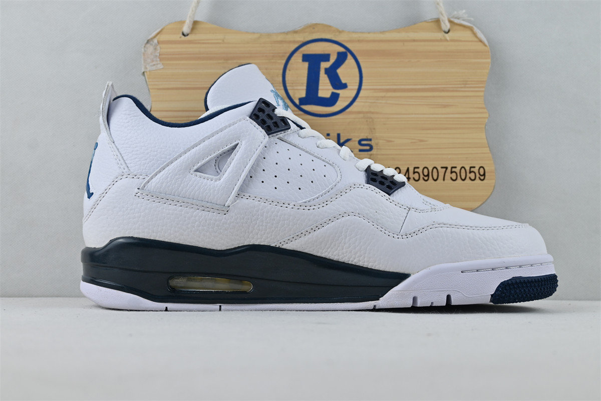 Air Jordan 4 “Columbia”