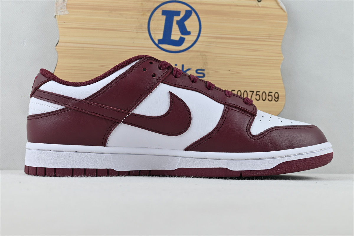 Nike Dunk Low Bordeaux （special sale）