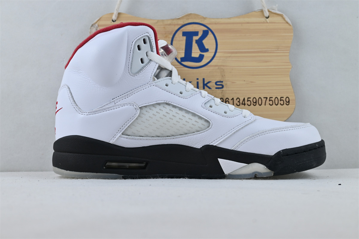 Jordan 5 Retro Fire Red Silver Tongue 2020