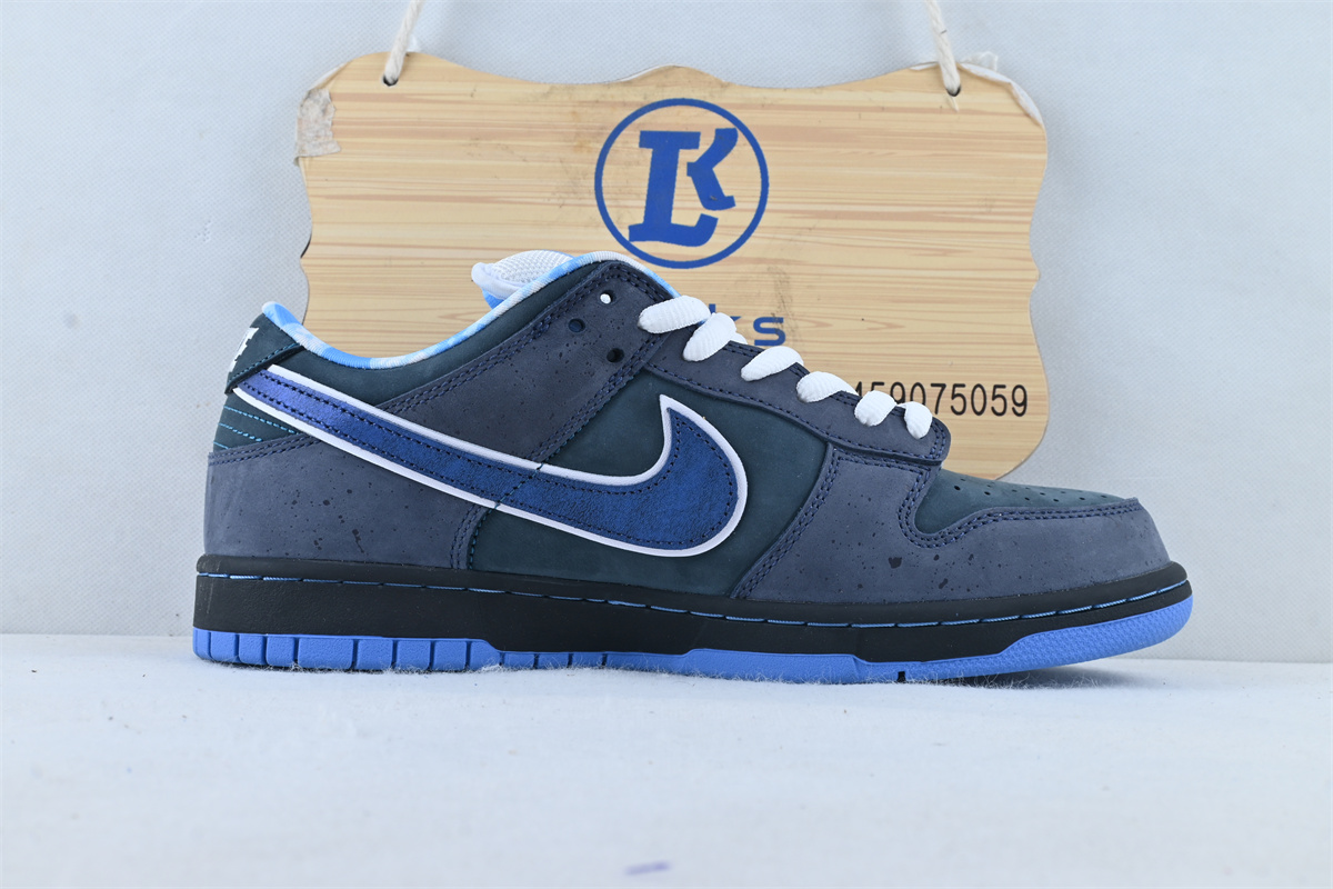 Nike SB Dunk Low Blue Lobster