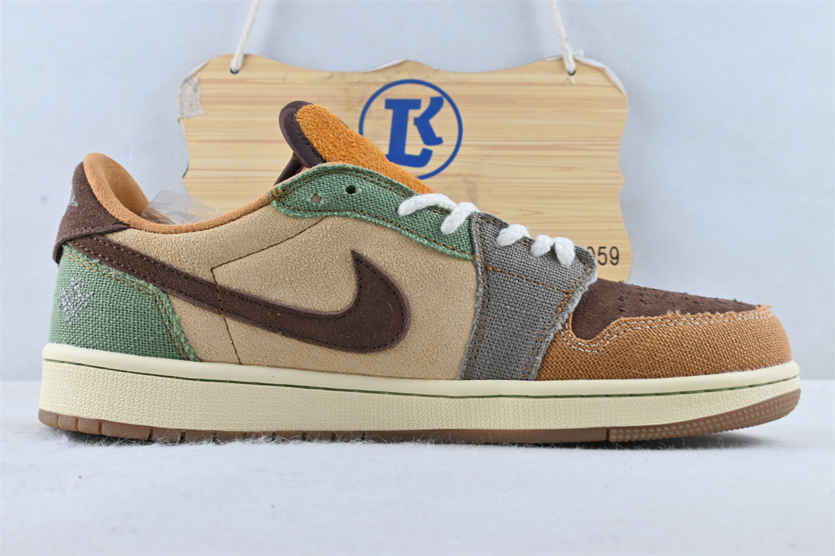 Jordan 1 Retro Low OG Zion Williamson Voodoo