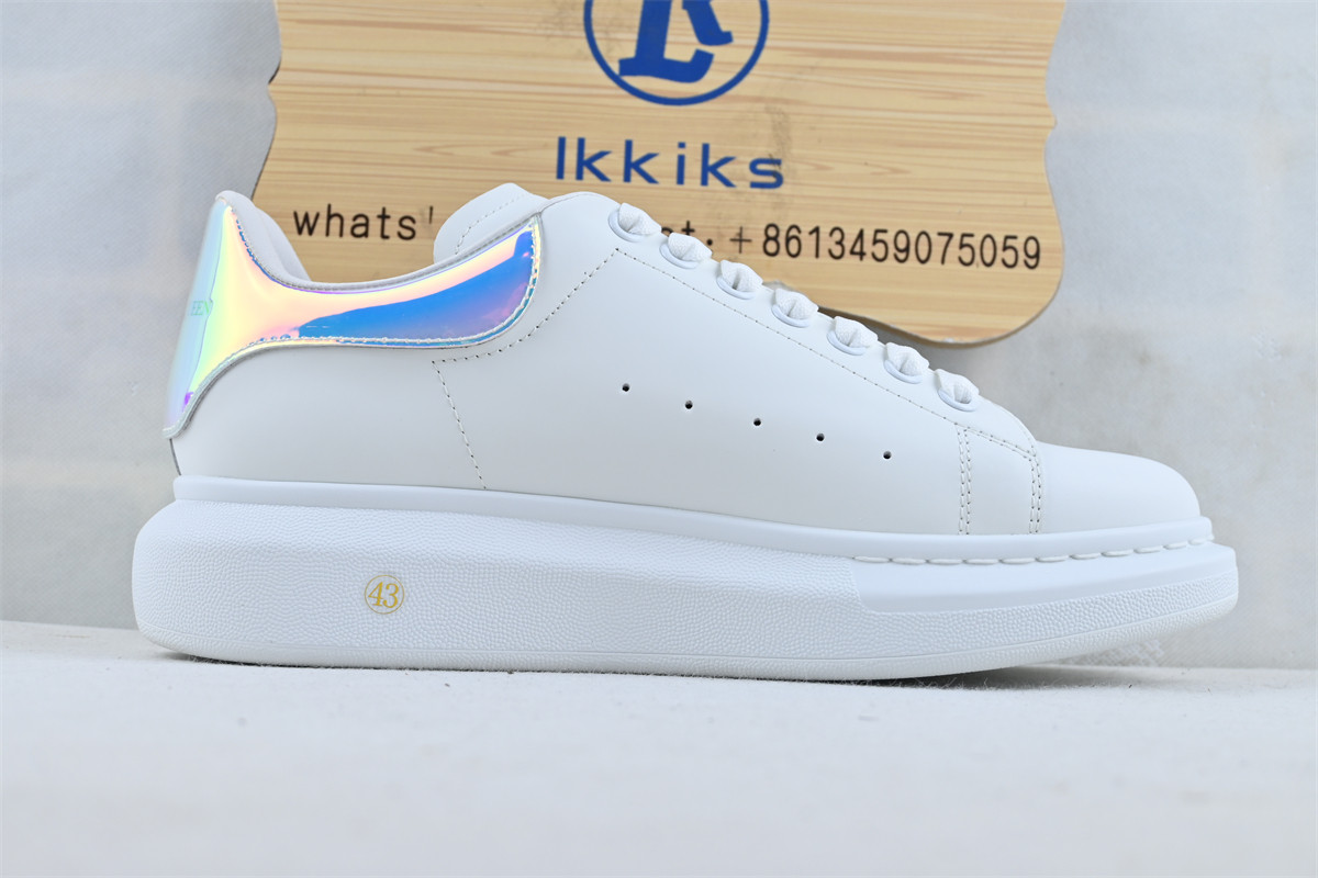 A1exa*der Mcqv*en Oversized Black