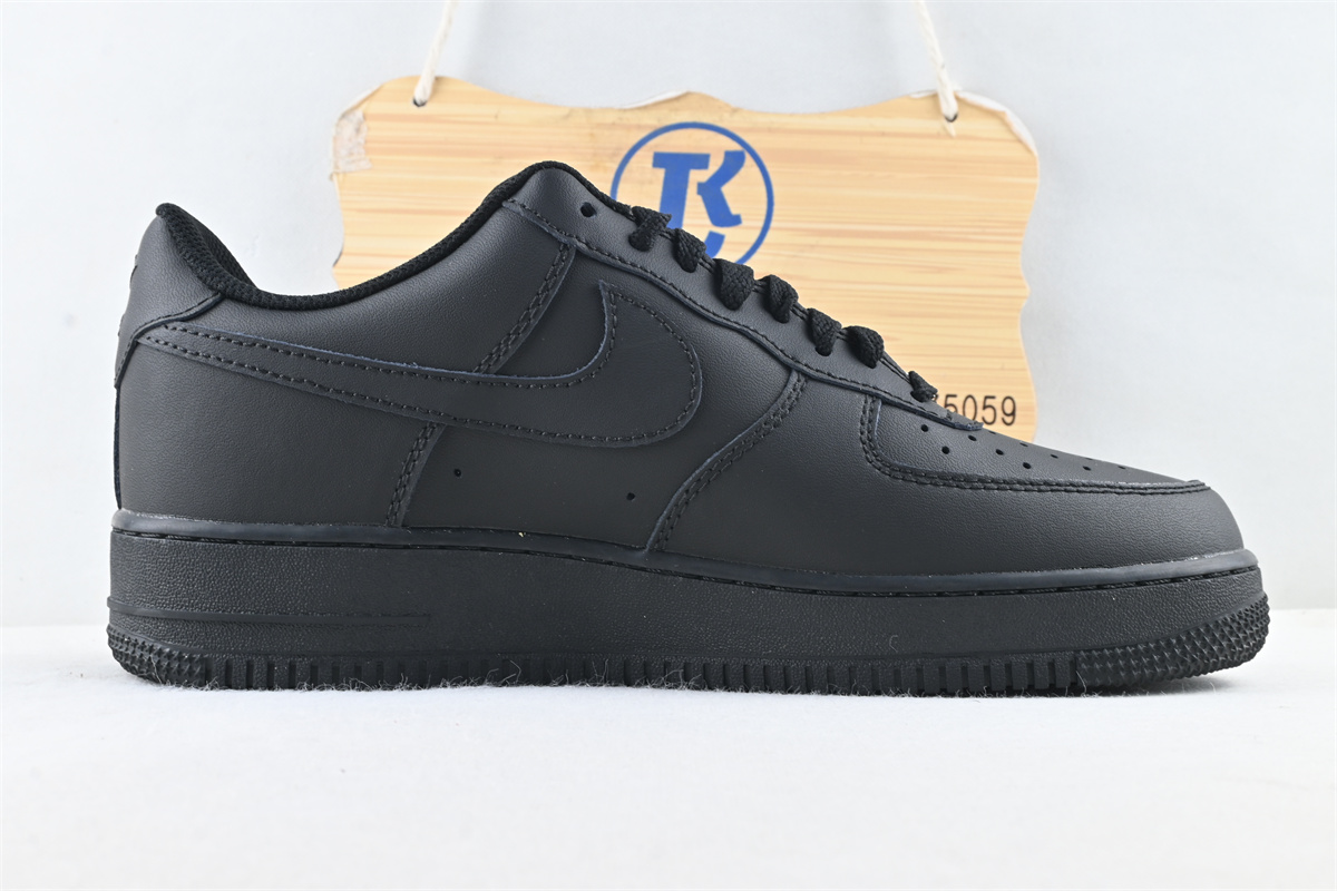 Nike Air Force 1 Low 