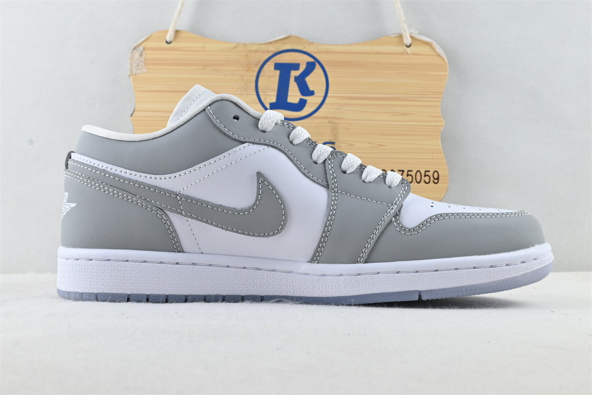 Jordan 1 Low Wolf Grey