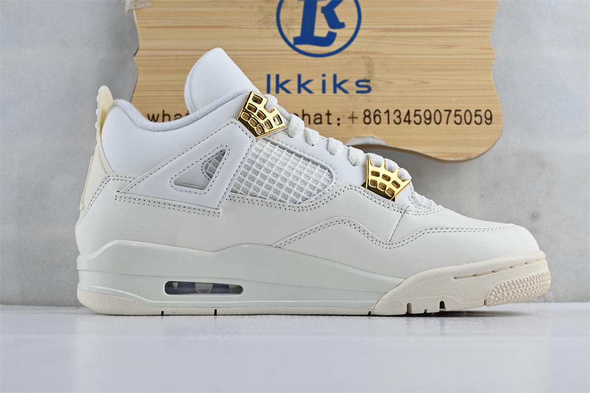 Air Jordan 4 “Metallic Gold”