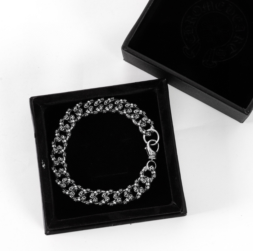 Ch*0me He**ts Bracelet 2024