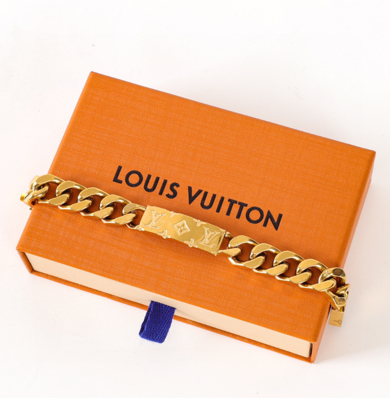 L0vis Vvtt0n Bracelet