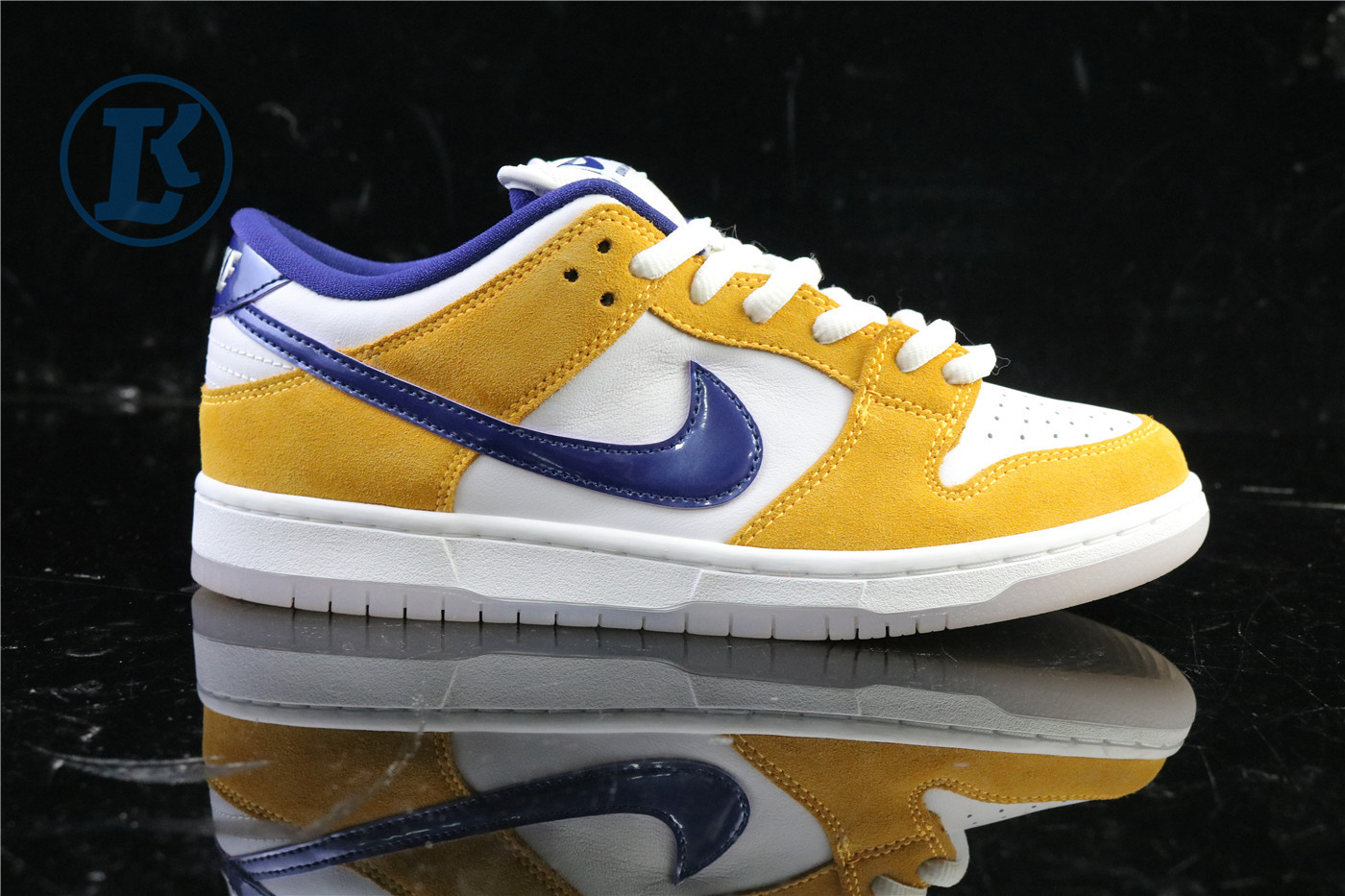 Nike SB Dunk Low Laser Orange